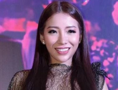 Μιανμάρ: Γιατρός έχασε την ιατρική της άδεια επειδή πόζαρε με εσώρουχα στο Instagram (φωτο)